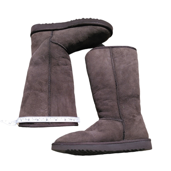 Ugg Australia Size 7 Classic Tall Brown Leather Suede Pull On Boots - Picture 9 of 15
